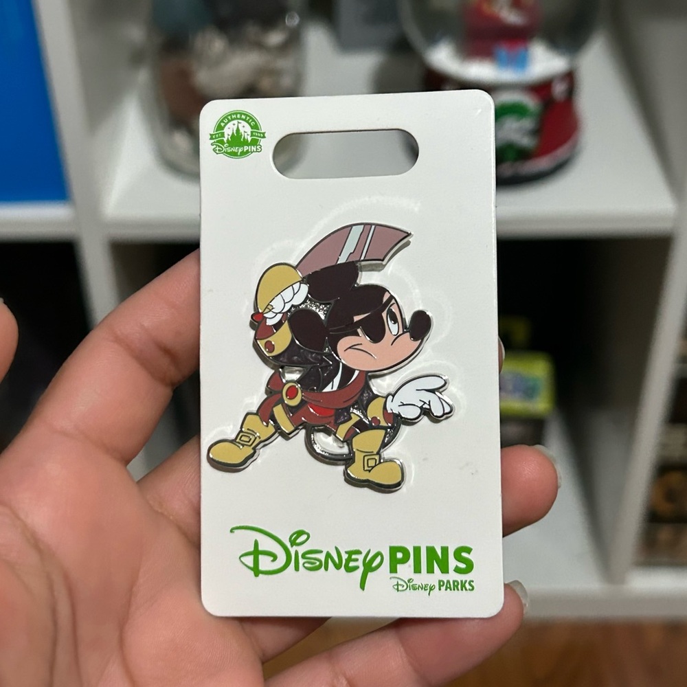 Mickey Mouse Pirates of the Caribbean Pin